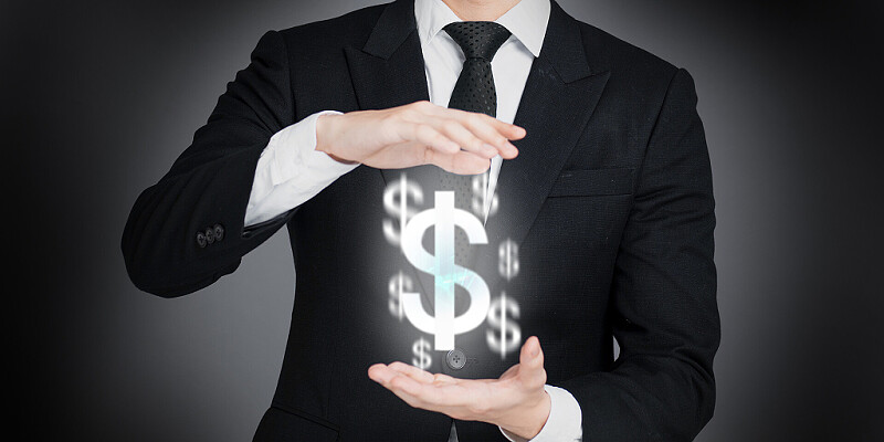 小贷变天：罚单与清退并行，监管一紧再紧